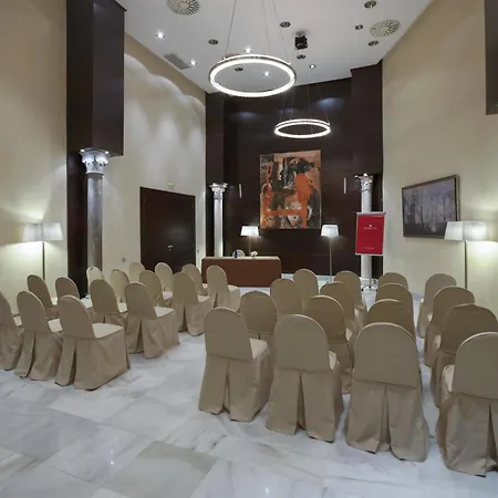 Nh Collection Victoria Hotel
